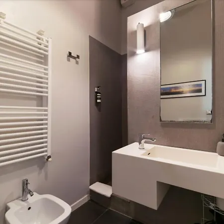 Parigi ボローニャ