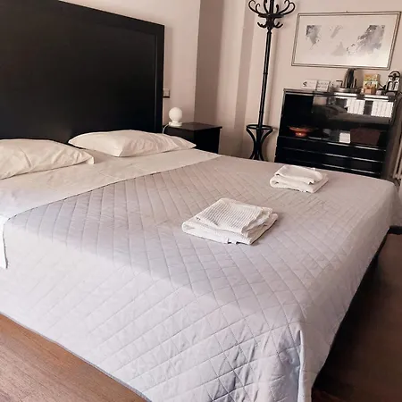 Parigi Pensión 3*