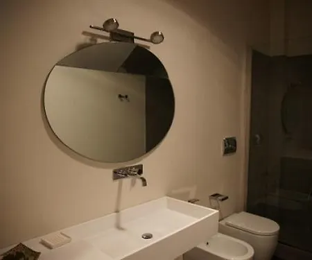 Parigi Guest house